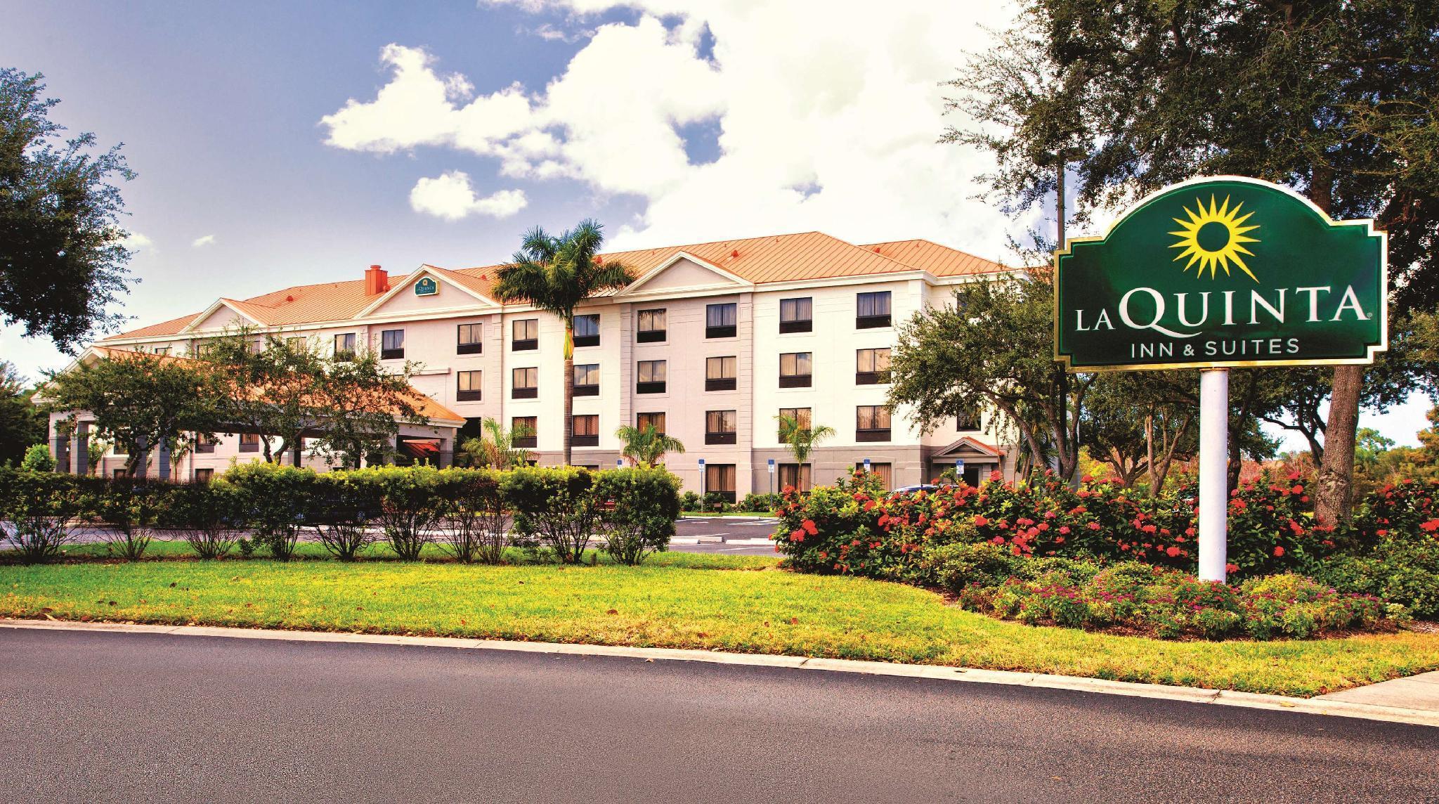 La Quinta By Wyndham Bonita Springs Naples North Hotel Ngoại thất bức ảnh