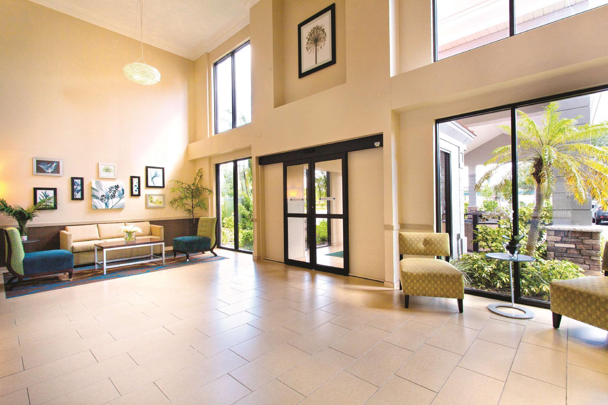 La Quinta By Wyndham Bonita Springs Naples North Hotel Ngoại thất bức ảnh