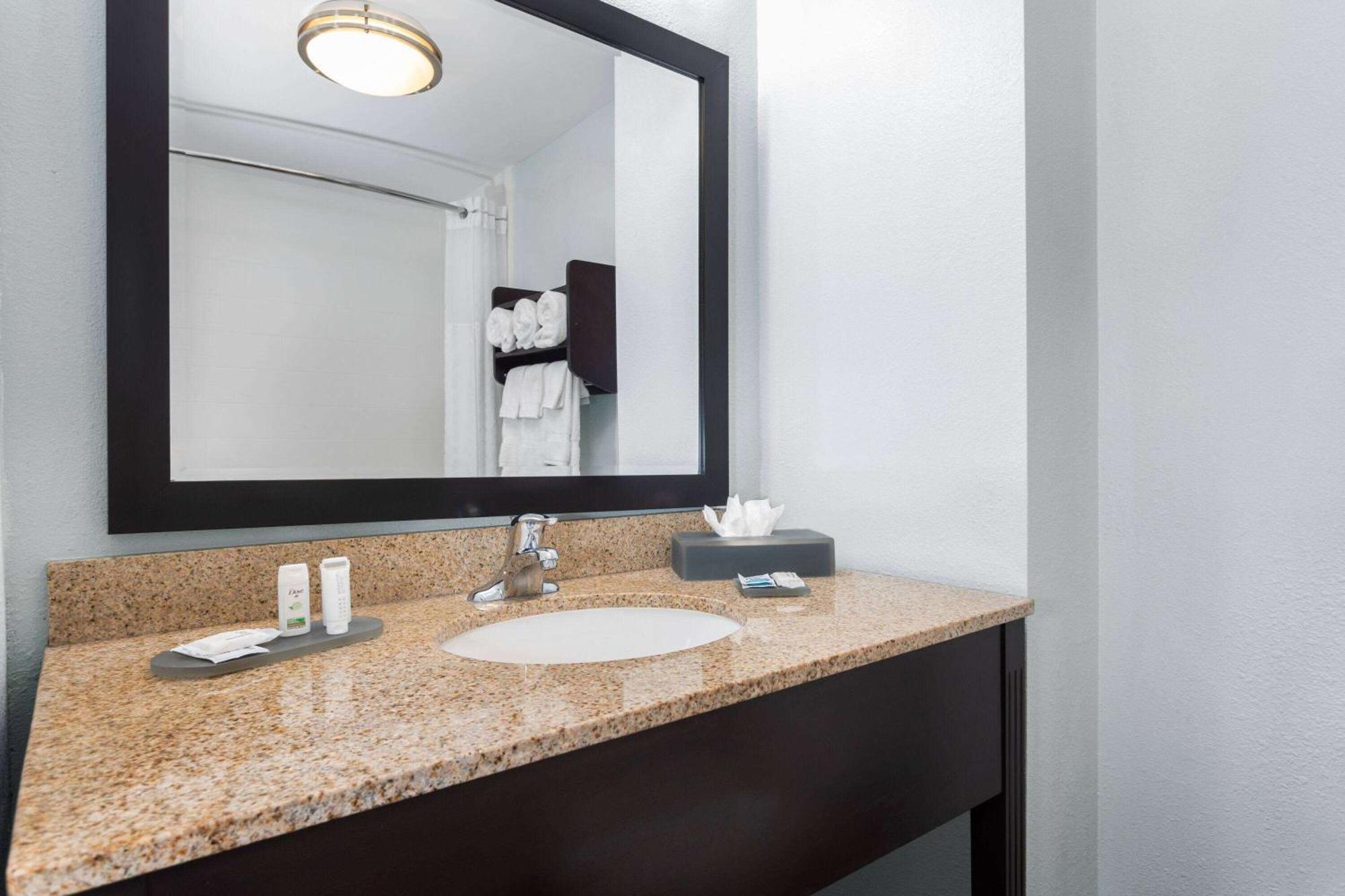 La Quinta By Wyndham Bonita Springs Naples North Hotel Ngoại thất bức ảnh