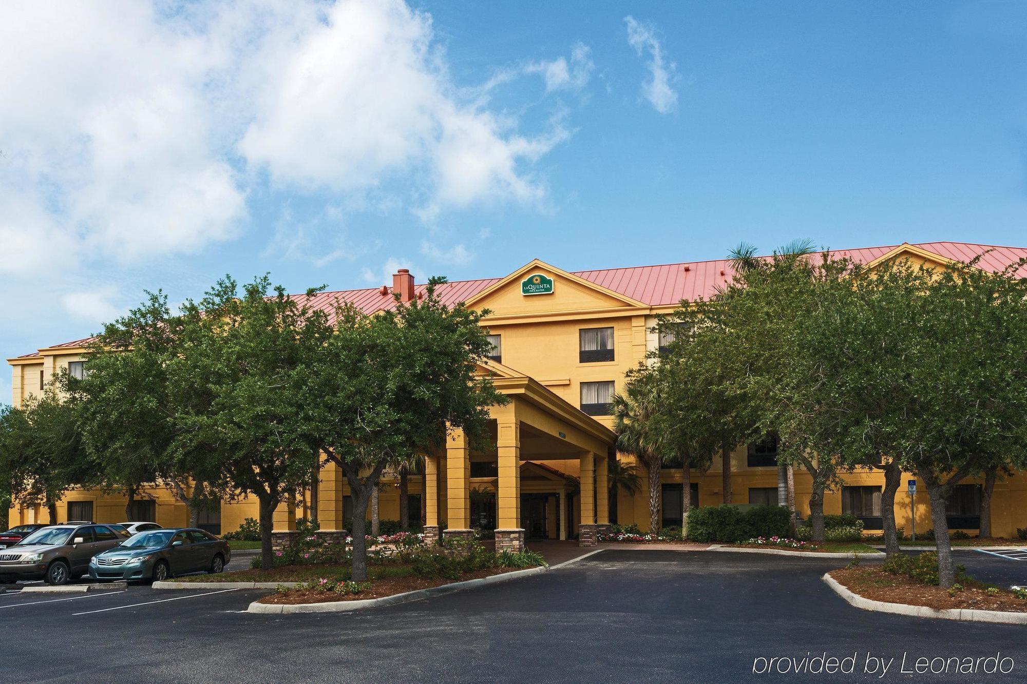 La Quinta By Wyndham Bonita Springs Naples North Hotel Ngoại thất bức ảnh