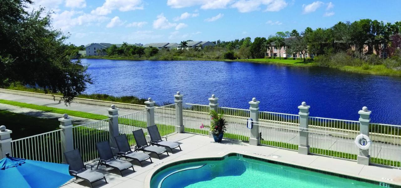 La Quinta By Wyndham Bonita Springs Naples North Hotel Ngoại thất bức ảnh
